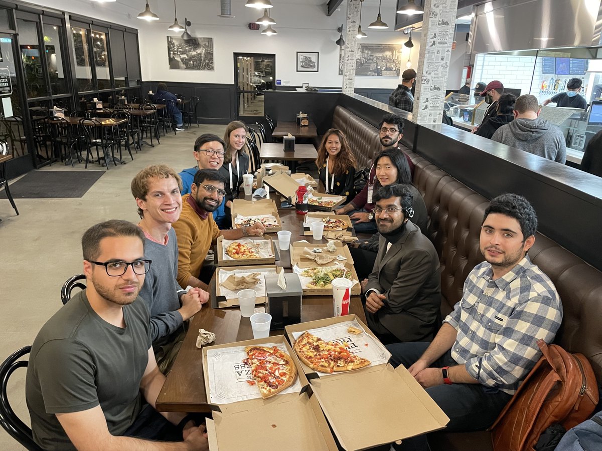 EAAMO_ORG's tweet image. MD4SG at #informs2021! May this be one of many in-person community gatherings in these coming months! 🎉🍕