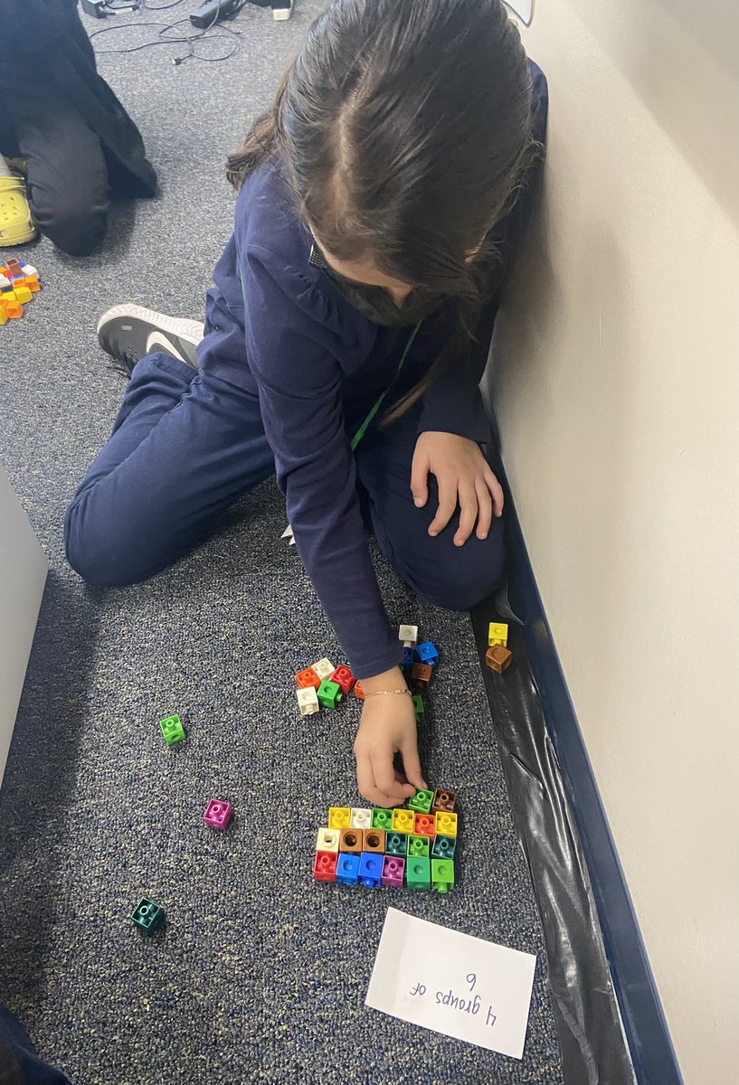 MissWelchELL's tweet photo. From equal groups ➡️ building arrays🤗 https://t.co/GTi6pyfWNo