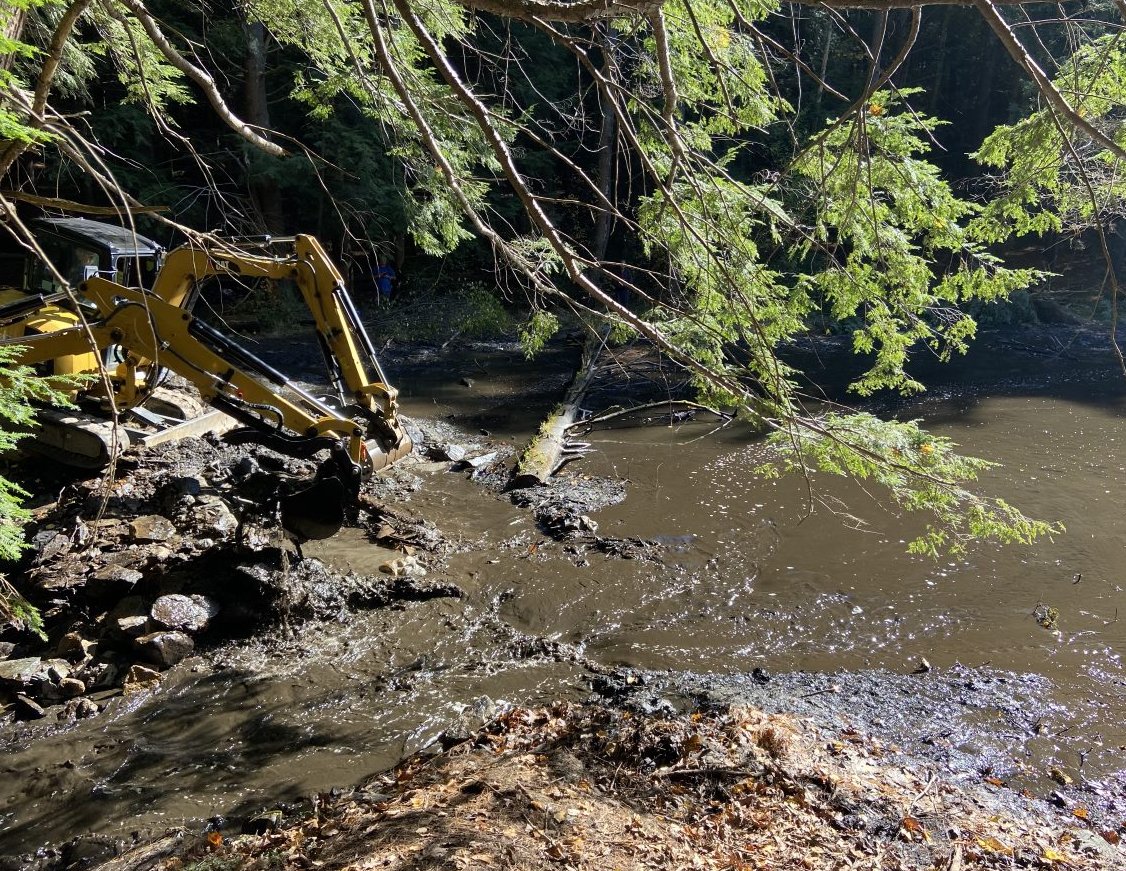 MassEcoRestore's tweet photo. After years of work and effort by many partners, the Sucker Brook Dam was removed last week. It's amazing to see the natural stream form once again so quickly. This dam removal will help to restore this Coldwater Fishery Resource that flows into the Nissitissit River. https://t.co/WXlxIpPUmG