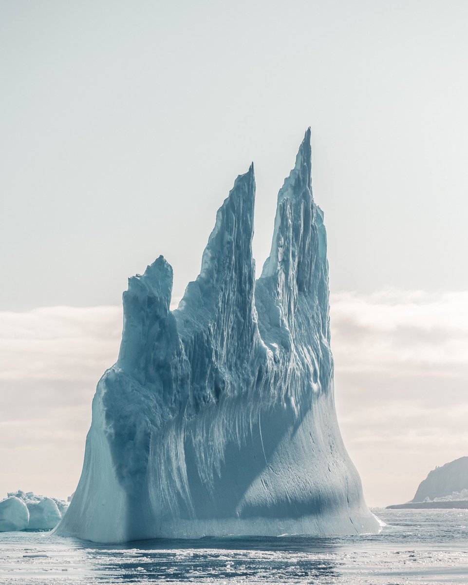 An iceberg in need of a pedicure