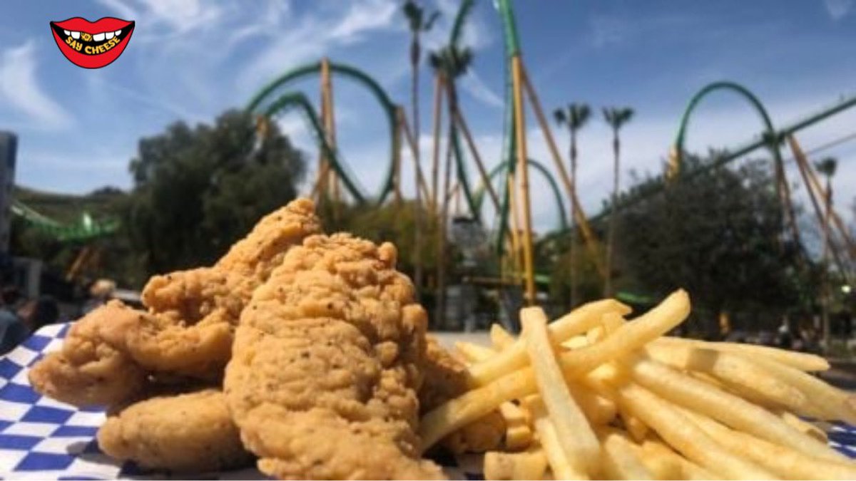 SaycheeseDGTL's tweet photo. A man paid $150 for a season pass to Six Flags, which includes parking &amp; 2 free meals a day! He ate there every day for 7 years. He didn’t go to a grocery store for years. During those 7 years, he paid down his student loans, got married &amp; bought a house. https://t.co/nX2eS7lI3a