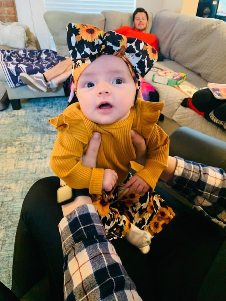 mandynicole45's tweet photo. Who let my daughter be this cute 🥰 https://t.co/BMkqU9VDU9