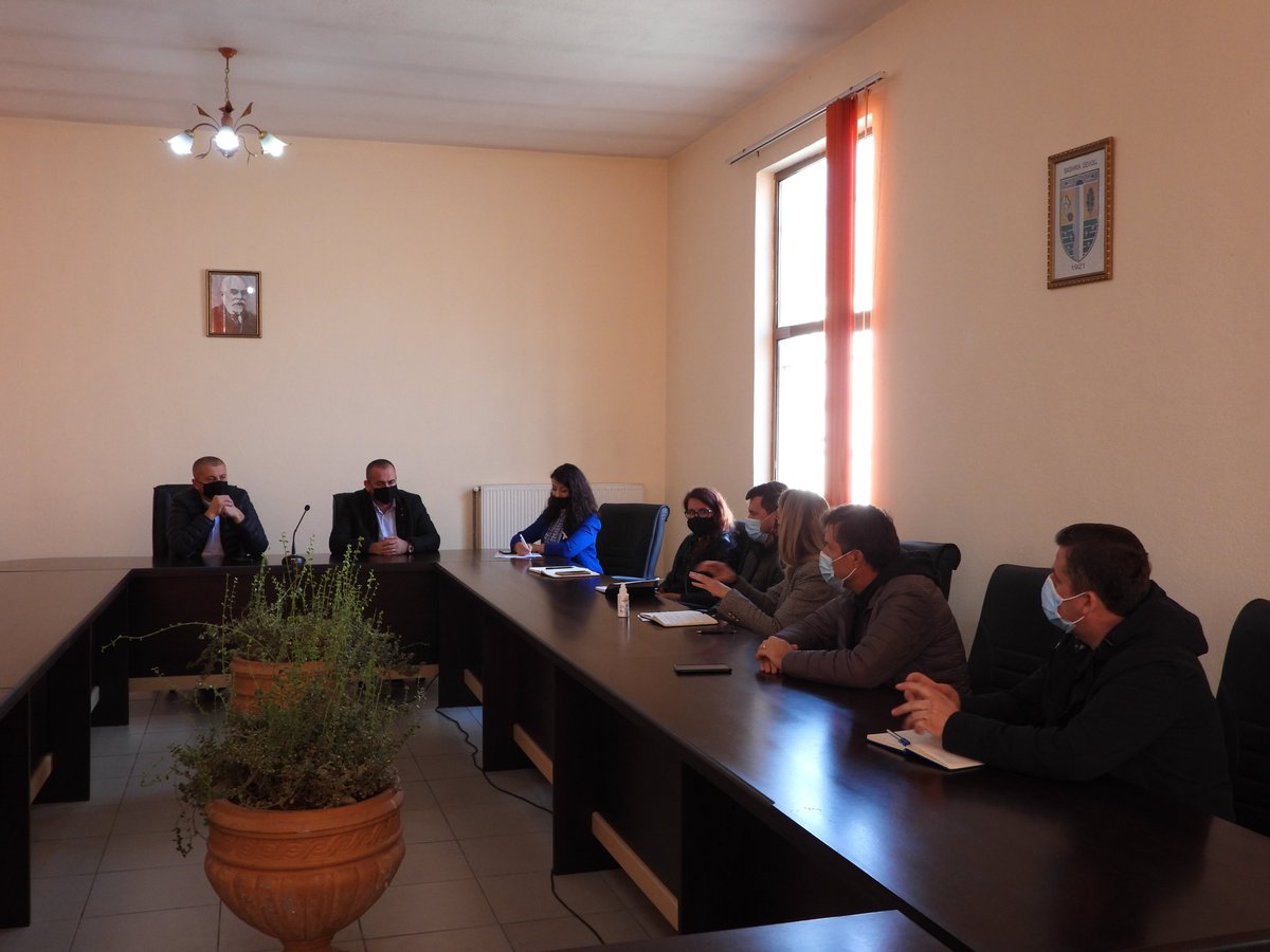 PPNEA's tweet photo. Towards a #managementplan for the Cave of Treni in Prespa #NationalPark
Our team organized consultative #meetings with the #Mayors of Pustec and Devoll Municipalities, as well as representatives from the #localcommunities.
👇👇
https://t.co/q0s1Vwv7Gz
@EuroNaturORG #PrespaNet https://t.co/wpQDWvmrJa