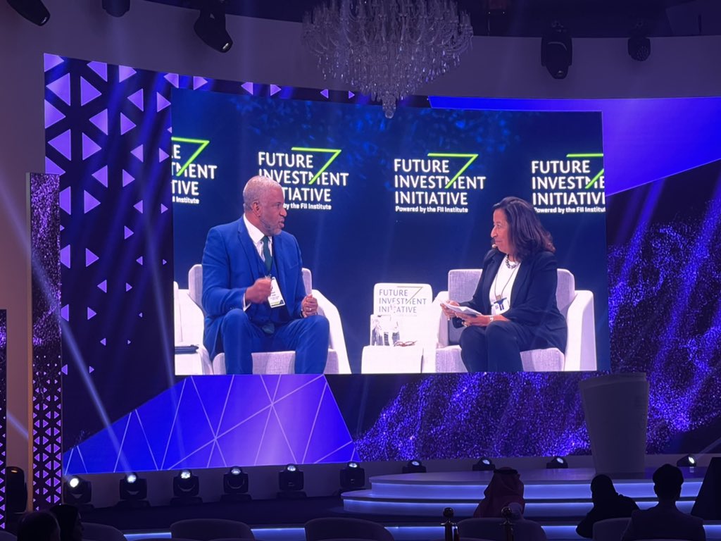 EdifyChris's tweet photo. “The greatest asset that KSA has is its people” - building ecosystems for citizens to be creators not only users of technology.  That is what we are doing at Edify. #FII5 #Learnwithoutlimits https://t.co/PZBxJZwSOM