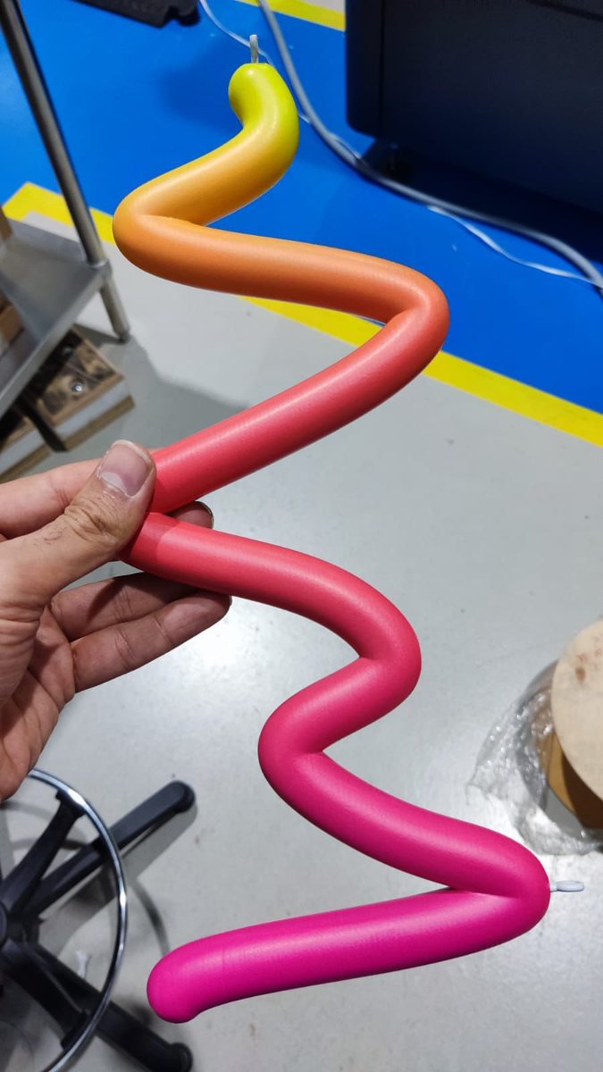 Fools and children shouldn’t see things half done 😘 but here is our 1st  3D printed #chromie squiggle half finished 😂👌🏻 Now it gets sent to London for mounting 💥<a href="/artblocks_io/">Art Blocks</a> hello 🏌️