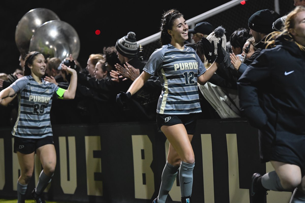 PurdueSoccer's tweet photo. Shoutout to Marisa Bova and the Boilermaker defense! They have back-to-back shutouts and 3 clean sheets in 4 games heading into the postseason. 😤

#BoilerUp 🚂⚽️ https://t.co/gjvA93LYZB