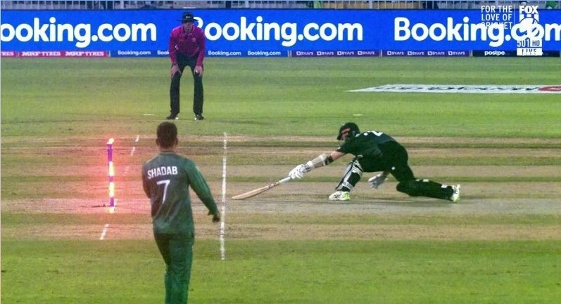 rabailstunning1's tweet photo. Kane Williamson ki call I thi security issues nahi rahe🤣
#PakvsNz #PAKvNZ  #WorldCupT20 #T20WorldCup https://t.co/C24prWdpD6
