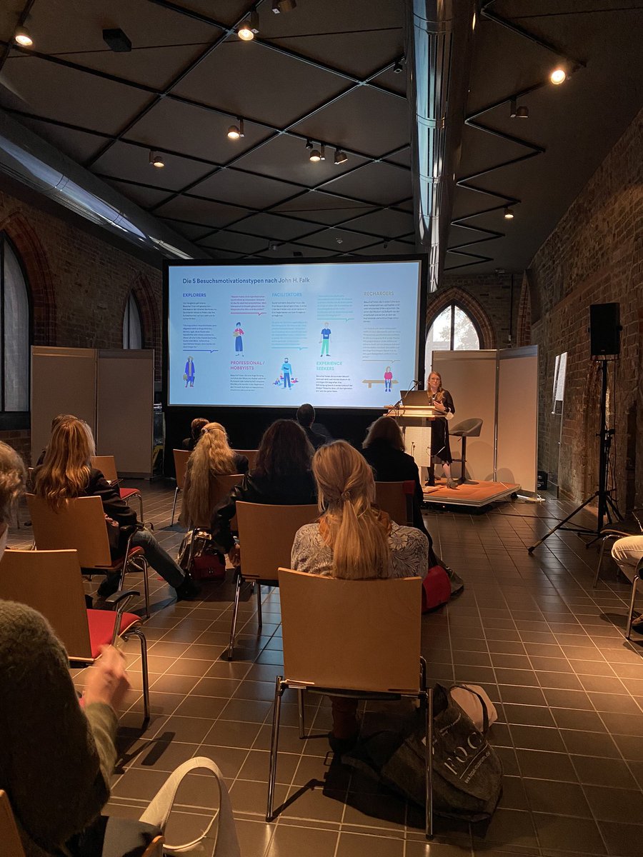 MayMuseum's tweet photo. Focus Tagung in Brandenburg!
Dieses Mal bilden wir uns zum Thema: „KULTURTOURISMUS, BESUCHERMANAGEMENT UND MARKETING FÜR MUSEEN“ weiter. Vielen Dank an @FocusMuseum 
#focus #tagung #Brandenburg #museen #kultur https://t.co/3vgiaBan9p