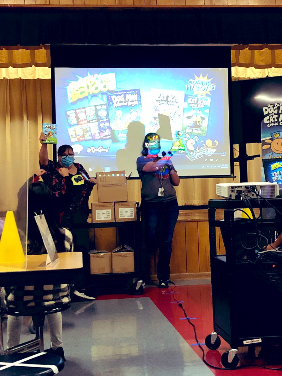 Only 3 school districts in the country were chosen to participate in the @davpilkey event! @OdomEagles we’re so lucky & grateful. Thank you @OdomESLibrary for making this possible and @Scholastic and @BookPeople!