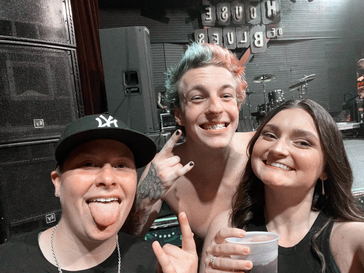 haileyyy_lynnn's tweet photo. already planning our next @jxdn concert🤍 https://t.co/4BQXj309d4