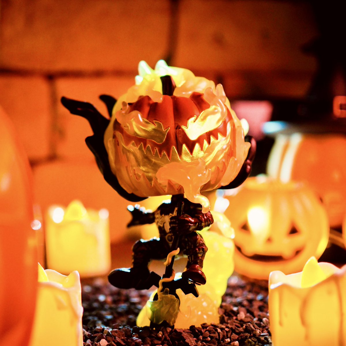 peariiezz's tweet image. I’m hollow inside. 🎃🔥 @OriginalFunko 

Theme #SomethingOrange

#FunkoPhotoADayChallange
#Funko #FunkoPop #Funkoween 
#October #funkofunaticth 
#FunkoCollector #Venom #JackOLantern