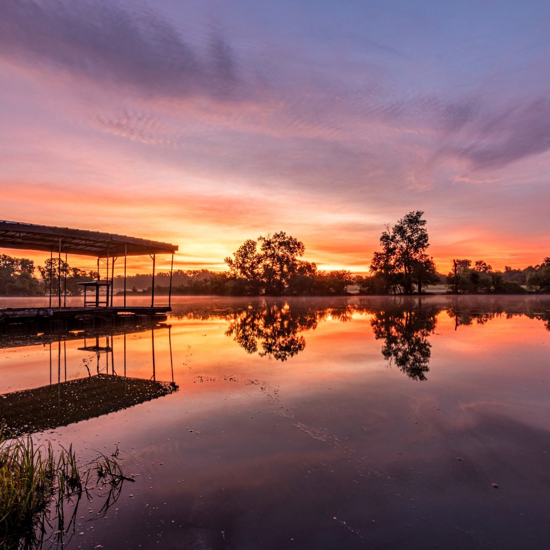 PLR_Insurance's tweet image. For many people in the North, boating season is coming to an end. Here’s how to winterize your boat’s motor to ensure smooth sailing for next year. bit.ly/396IBjd

#boat #winterize #motorboat #autumn #fall #boatowner #boatseason #boatmaintenance #boatinsurance