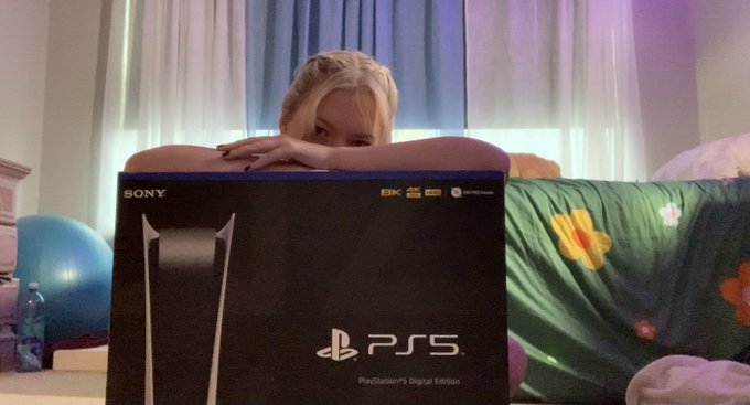 it's not just the box this time its real and i can prove it!! follow me at https://t.co/1JKPs9qu9u :)<a href="/tag/mvsales"class="tags"><span>#mvsales</span></a>
