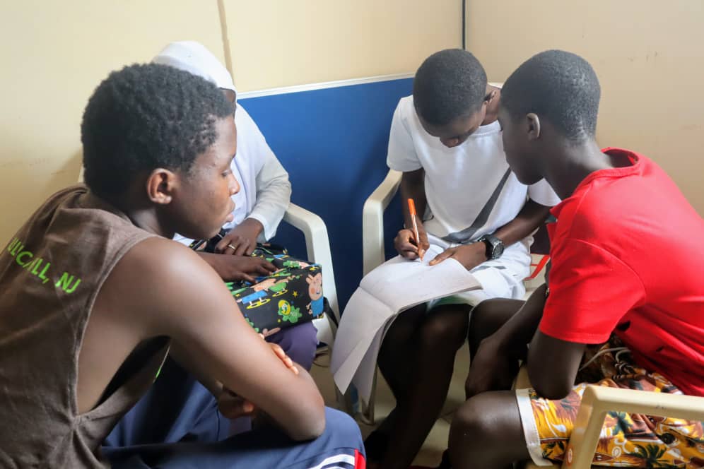 They will be exposed to the effective use of social media; how to develop good advocacy messages, post on social media platforms (Facebook, Twitter, Youtube, others) &amp; the history or background of social media. 

The idea behind the training is to build the capacity of our...