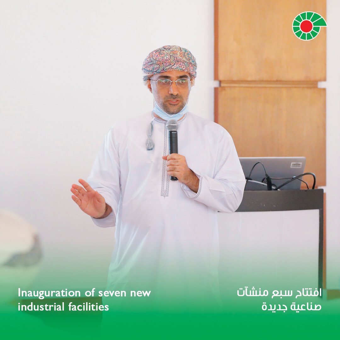 PDO_OM's tweet photo. في إطار جهودنا المستمرة لتوطين الصناعات في قطاع النفط والغاز ، افتتحت شركة #تنمية_نفط_عمان ٧ منشآت صناعية جديدة موزعة على ثلاث مناطق صناعية.
ستساهم هذه المنشآت في الاحتفاظ بالعائدات  في عُمان وستوفر فرصاً للباحثين عن عمل. https://t.co/gPjcbcK3GA