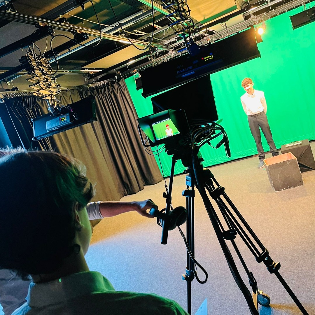 The_RoyalSchool's tweet photo. We have had a brilliant morning recording self tapes for an exciting TV show that we can't name 🤐
Wishing the best of luck to the 4 boys involved!👍
#EveryDayShapesAFuture #Excellence #FutureReady #SenseOfFun https://t.co/7BZbeJZY21