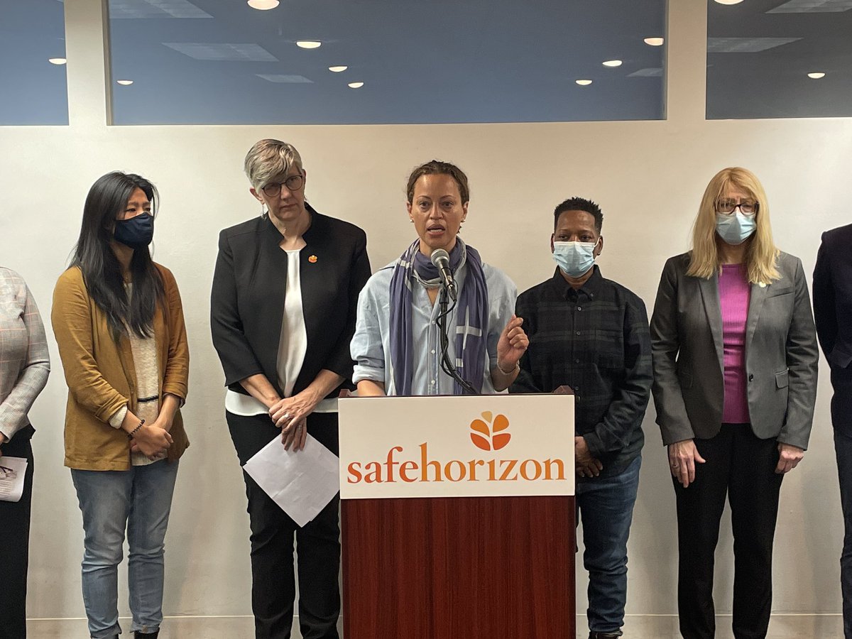 SafeHorizon's tweet image. “It took me 22 years to be ready to say out loud that ‘I was raped by Russell Simmons.’ I hope that the @NYSA_Majority and @GovKathyHochul pass the Adult Survivors Act to put time on survivor’s side.”- @deardrewdixon  #protectblackwomen