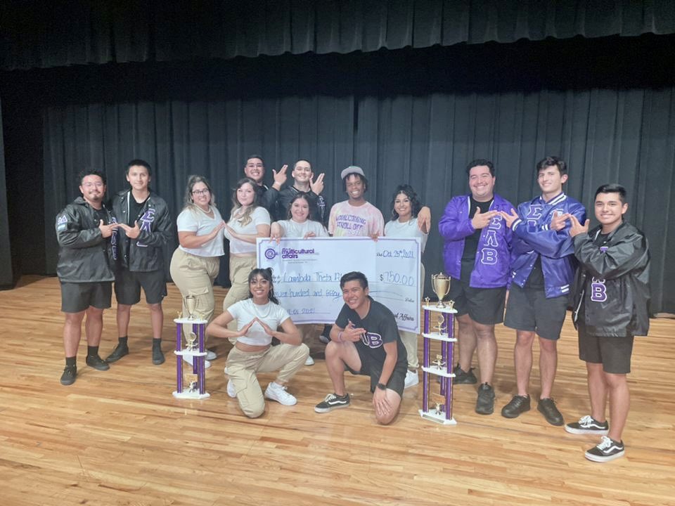 lta_etazeta's tweet image. And so we prevailed…

We are humbled and honored to have won First prize at the Homecoming Stroll Off 2021 🤍

Also we want to congratulate @sfabetas and @SFA_AKAs for putting on an amazing performance 💪🏻💜💚
#sfasu #sfahomecoming #strolloff #LTA #lta1975