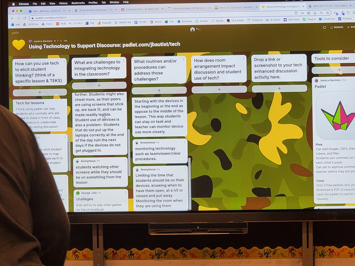 EDUkhalessiAB's tweet photo. Two campuses/One PLC - I love a great cross campus collaboration. Thank you @PatrickHenryMS family for hosting THE 1st family PLC with the @Williams44STEM family. We are #C4CA - the work is the work and it's real! @Achieve180_HISD @A180_HISD @HoustonISD @HISDSocStudies @TeamHISD https://t.co/Me7yEqyqjO