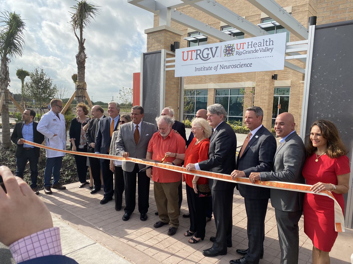 noeg2056's tweet photo. Happining today ribbon cut ceremony at the Institute of Neuroscience Building in Harlingen Tx. @neurociencias @PsyVIDAS201718 @UTRGVSOM #bipolardisorder #AlzheimersDisease https://t.co/MNUbAPJgAt