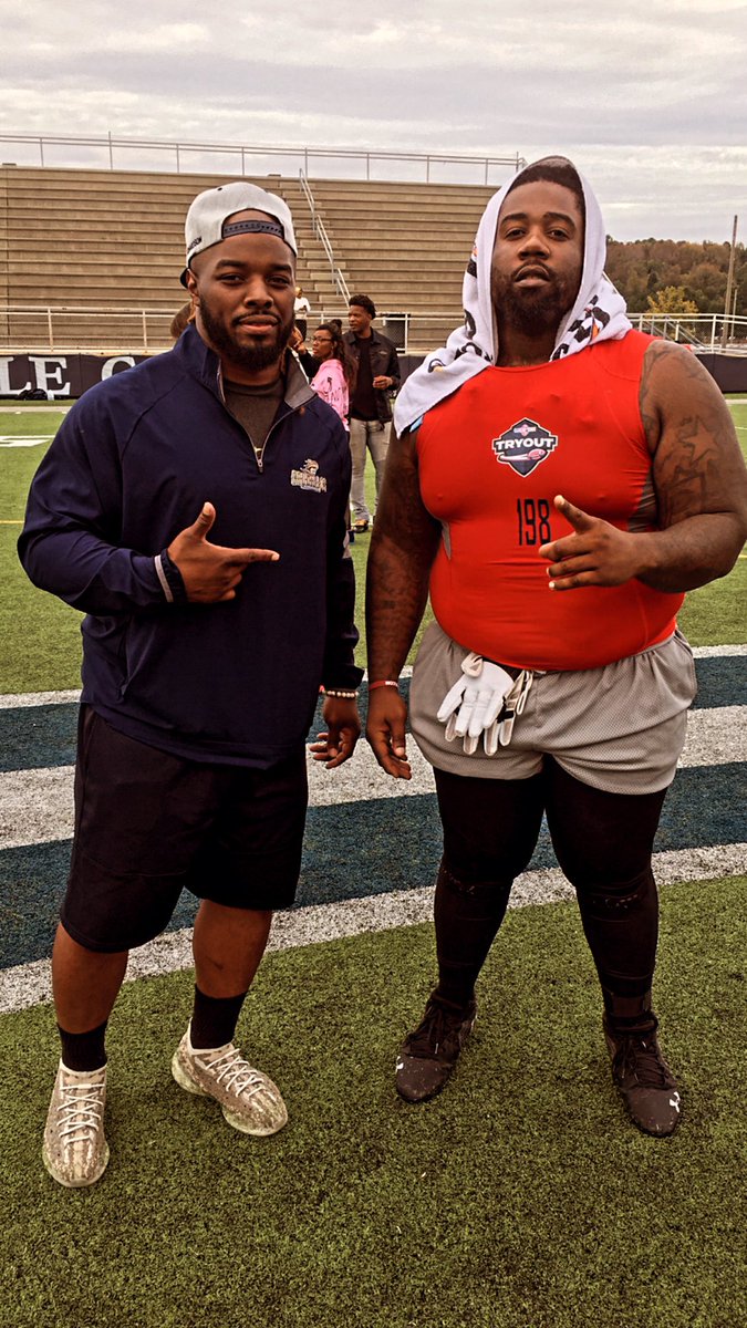 yse2040_dinero's tweet photo. #FAMYOX2022 Thank you #Alabama #offensivelineman #sports #proworkout #center #RumboaFAM2022 #FAMesFootball #FAMuneaMéxico https://t.co/NJN3BjE8lV