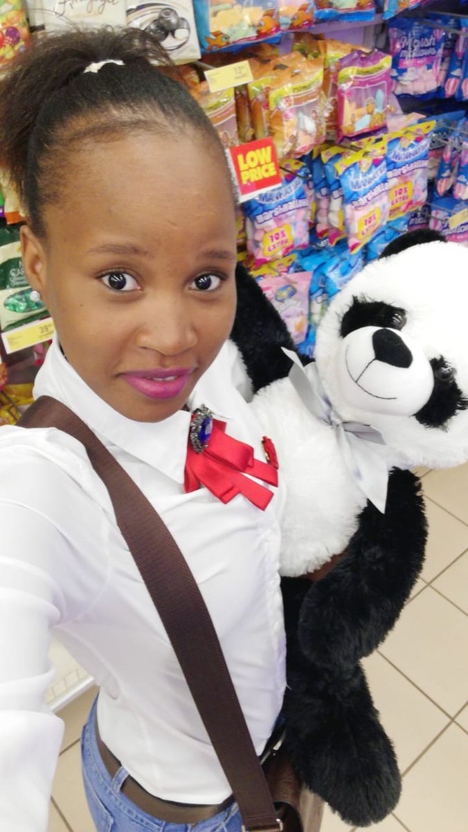 thabopooe37's tweet photo. Umama ka momo https://t.co/fzzFkWpVlM