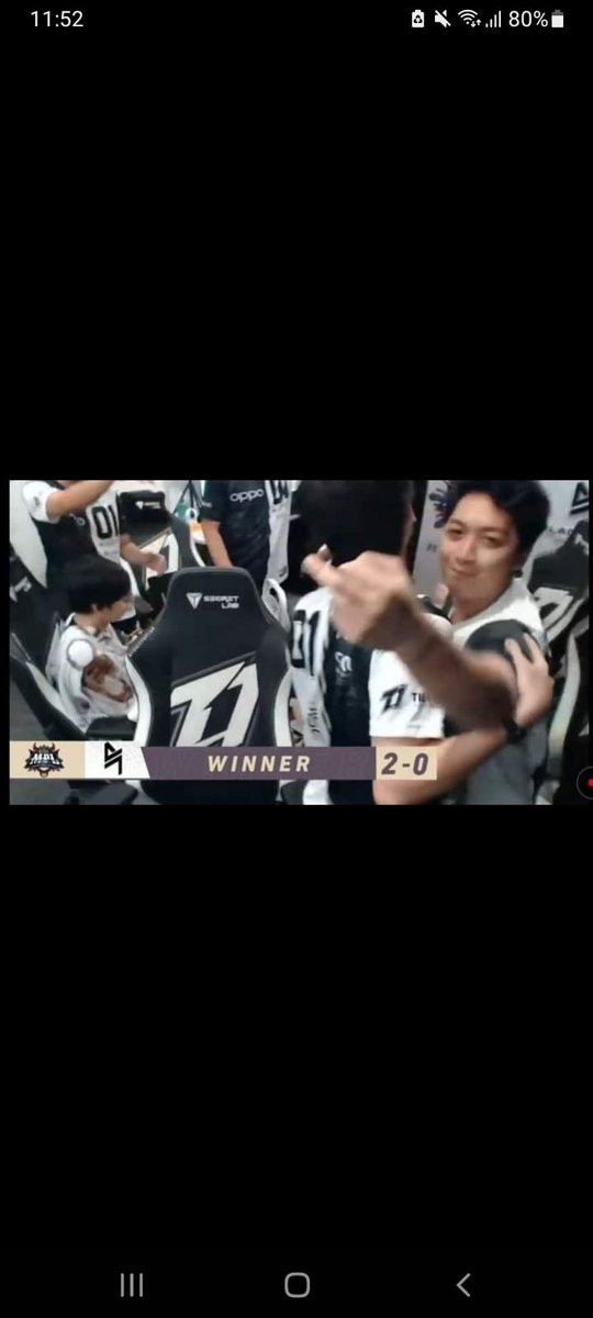 JRECKS2's tweet photo. Eii Baka oheb yan favorite celebration https://t.co/XrPpPzFIHk