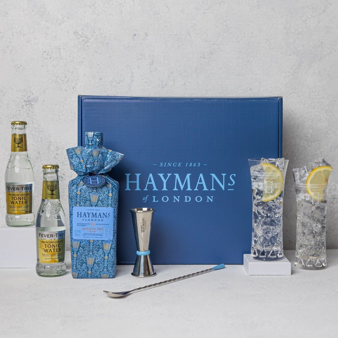 haymansgin's tweet photo. Have you seen our NEW Gin Hampers on our website?

There’s a whole new gifting section with lots and lots of gin gifts to choose from.

Each one can be sent direct with a personalised gift card too.

#haymans #gin #haymansgin #gifting #gingift #giftset #giftbox #hamper #ginhamper https://t.co/gNPjtooZdl