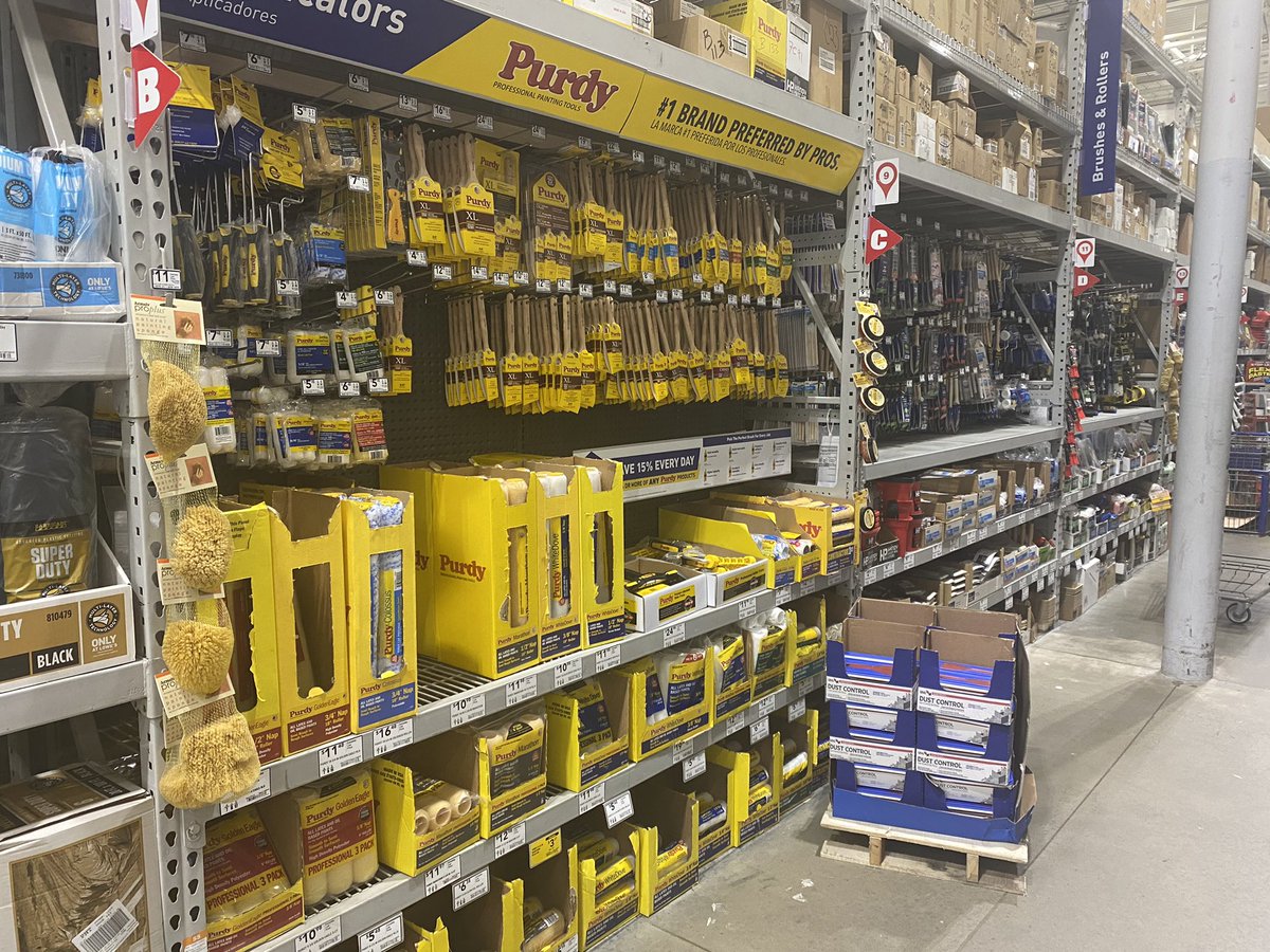 Kyle at Lowe's tweet media