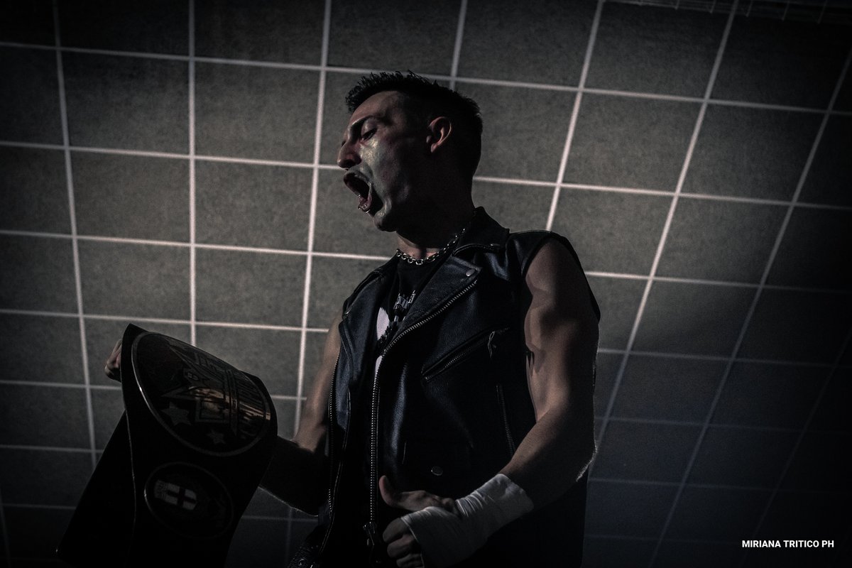RisingSunItaly's tweet photo. When you have a lot of friends who don't care too much about rules it's easier to be Champion, isn't it?
#MattDisaster and #RebelSouls will be back in action for @MilanoMwf this #Saturday in #Milan ๐ฎ๐น
Never forget to #SupportItalianWrestling and not just #RisingSun! https://t.co/JykImYeBo3
