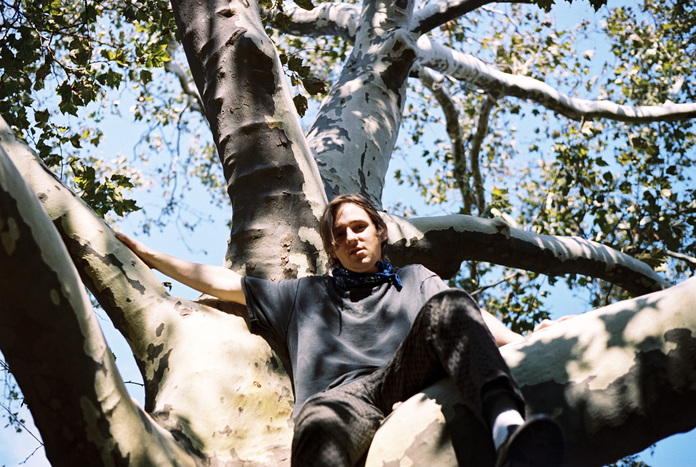 Lionlimb (<a href="/lixnlimb/">Lionlimb</a>) has shared a self-directed video for his new single “Gone.” undertheradarmag.com/news/lionlimb_…