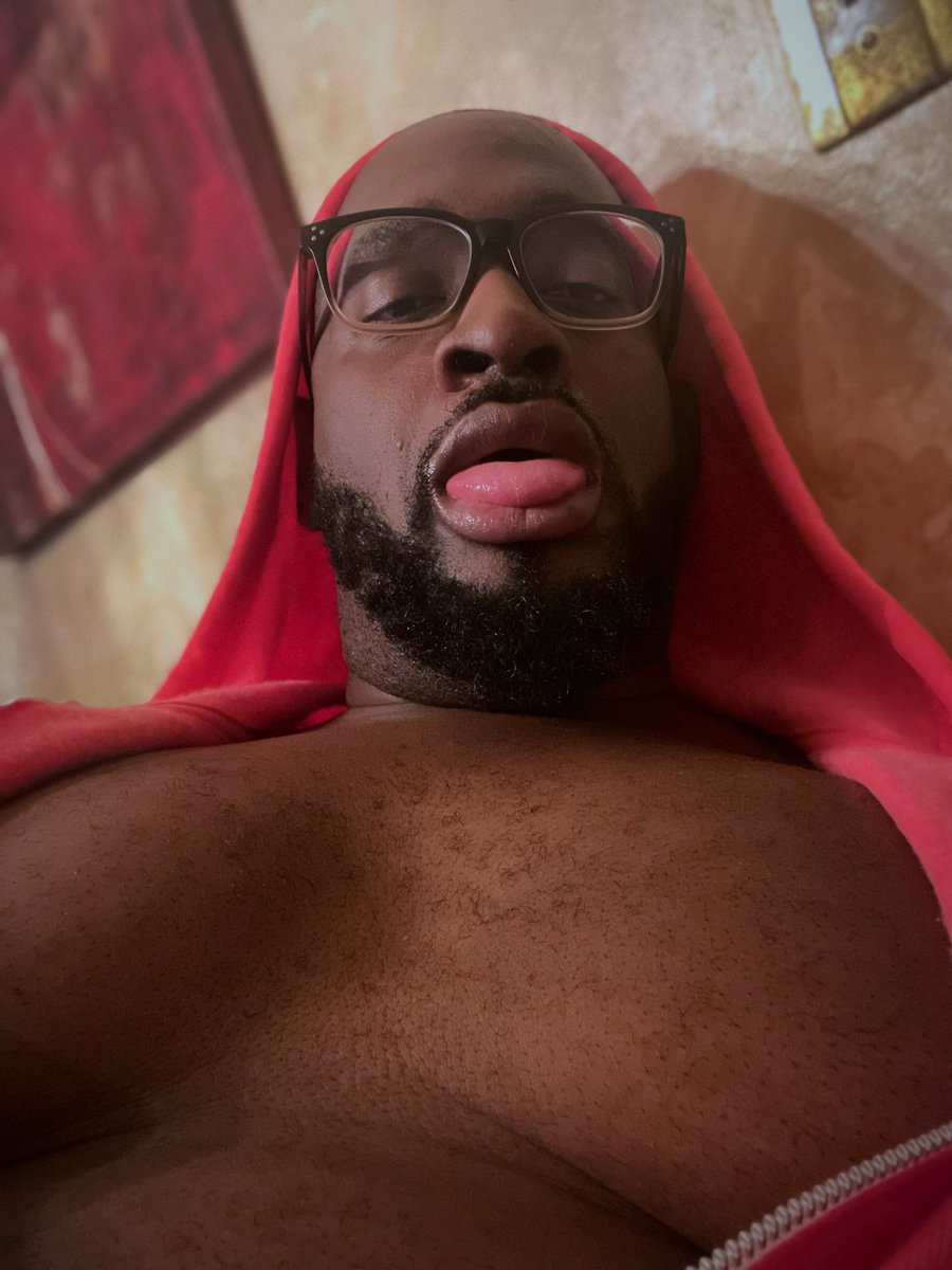 TheDarkskinZeus's tweet photo. Hey 😝 https://t.co/YtOGkrO09n
