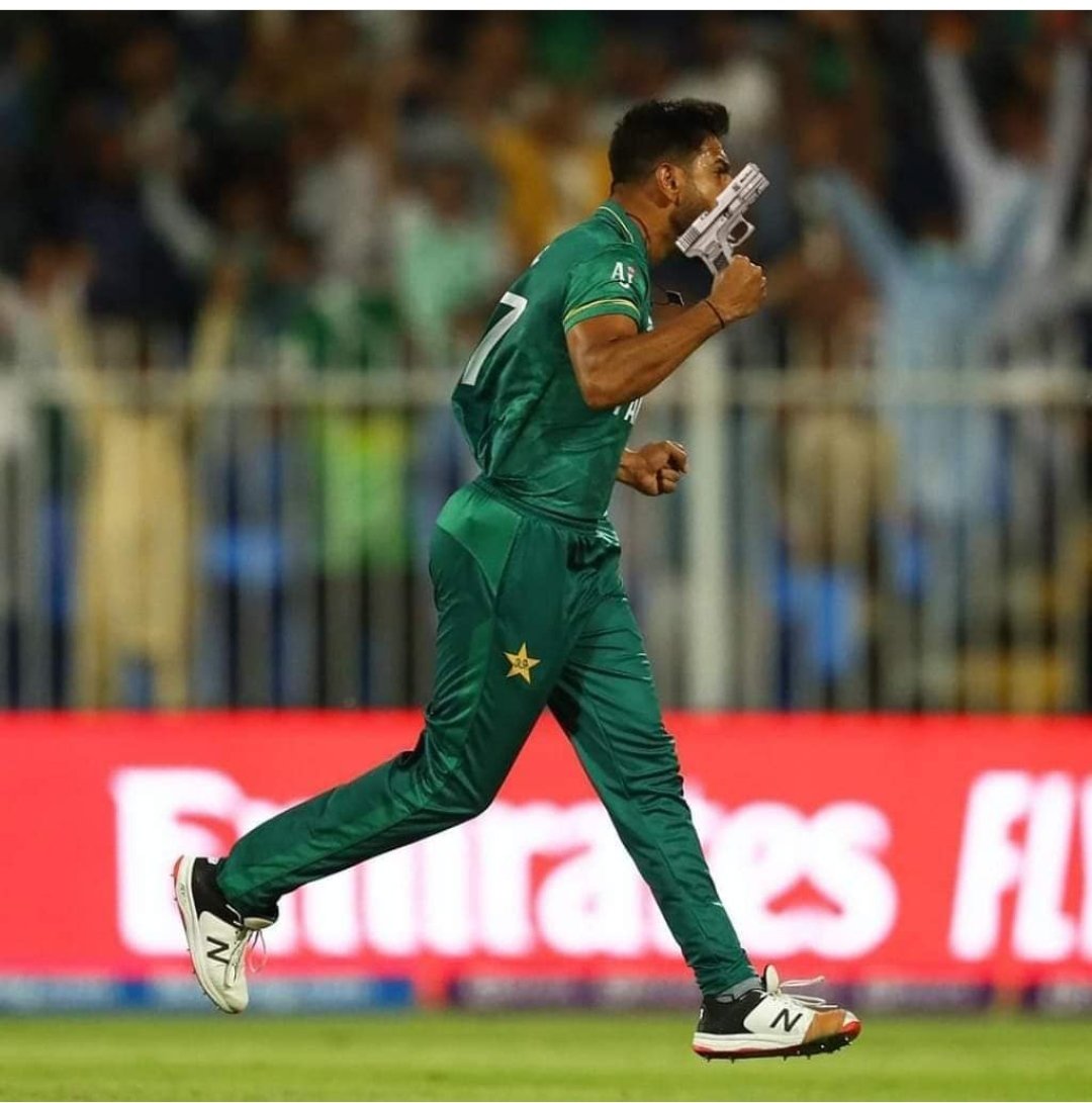 Malok_Shoujaat's tweet photo. Major Haris Rauf on Duty,
#SecurityCleared
#PakvsNz #PakistanZindabad https://t.co/rlURo1EHex