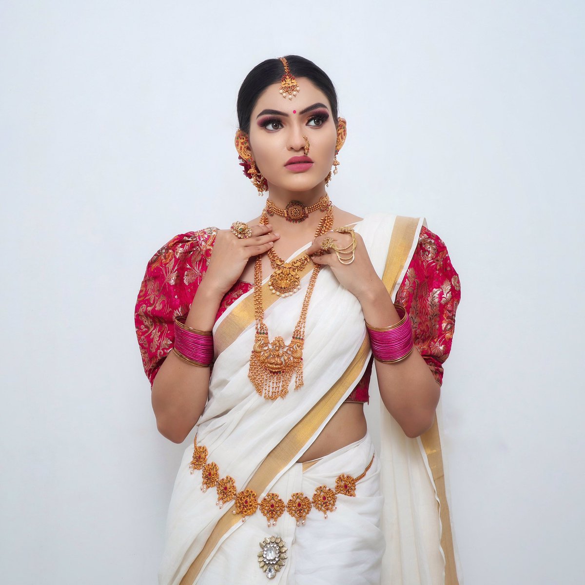 SwapRanjane's tweet photo. STUDENT PORTFOLIO 
Feel free to contact us.
9011590659 | 9850095131 | 9552516153.
.
#makeup #makeupofinstagram #makeuplook #makeupaddict #makeupworld #makeuppaint #makeupdolls #makeupwedding #makeuppassion #makeuptexture #makeuptutorial #makeupaccounts #makeuppowder #makeupmascar https://t.co/QybS0yeA4q