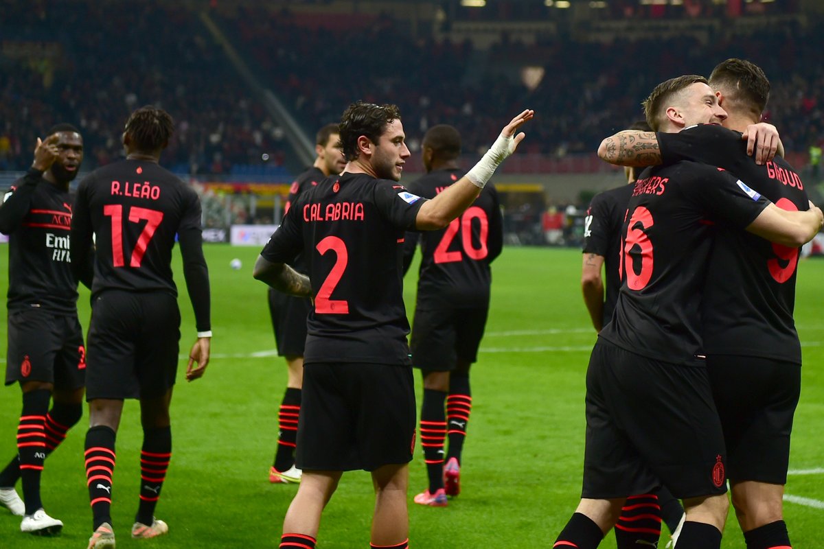 ChampionsLeague's tweet photo. Milan have won nine of their opening 10 Serie A games for the first time in 6⃣7⃣ years. 👏👏

#UCL https://t.co/eyalcwfoLM