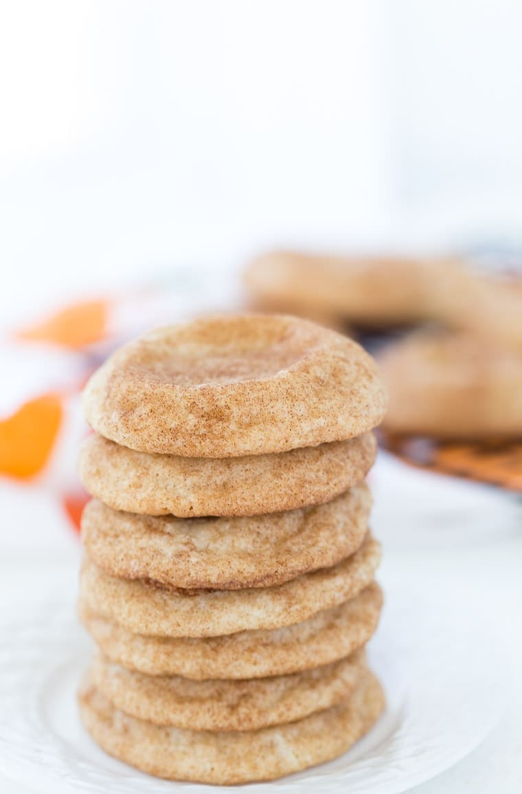 aclassictwist's tweet photo. What is better than the smell of fresh cinnamon cookies baking in the kitchen?
Drizzle with homemade caramel sauce for the combination of a lifetime!
Classic Snickerdoodle Cookies are the way to go this fall!
Recipe- https://t.co/s2nPXGQV4c
#snickerdoodlecookies #aclassictwist https://t.co/nAmfGxA811