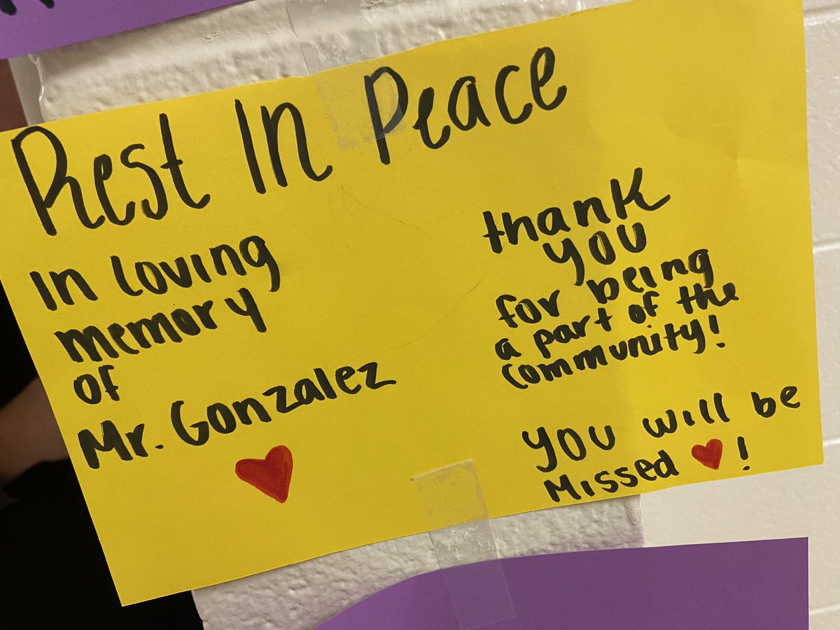 karinjohnson's tweet photo. Difficult day for members of the @Kings_Schools community as they said goodbye to beloved Spanish teacher of 32 yrs, Jorge Gonzalez. He was so much more than a teacher. He was a friend, an advocate, a husband &amp; father. I’ll share how students &amp; staff are remembering him @ 6 @wlwt https://t.co/nxY4wzTzDV