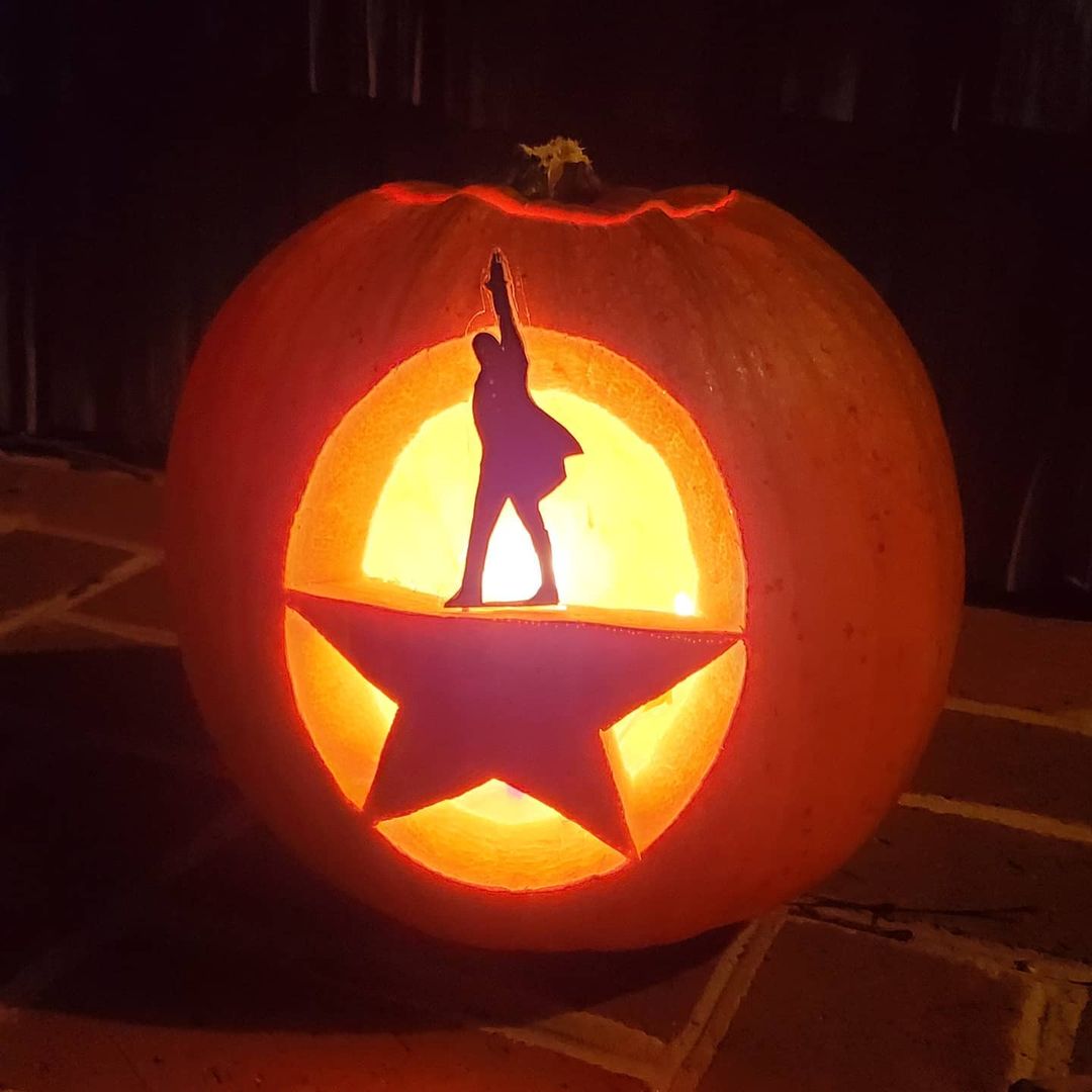 It's #NationalPumpkinDay and these pumpkins are celebrating appropriately. #Hamilween