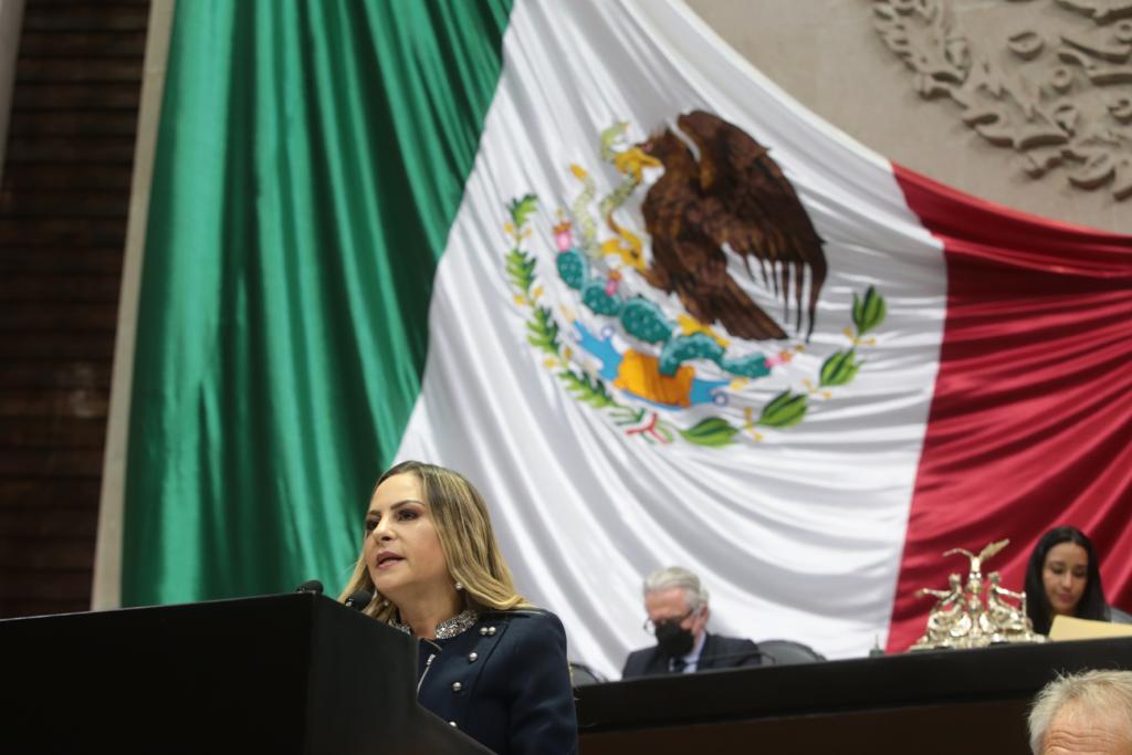 Durante la comparecencia del Secretario de Salud, Jorge Alcocer, la Diputada <a href="/CristinaAmezcua/">Cristina Amezcua</a> señaló que el gobierno de la cuarta transformación sí está cambiando el sistema de salud, pero lo está demoliendo, destruyendo lo que estaba funcionando.