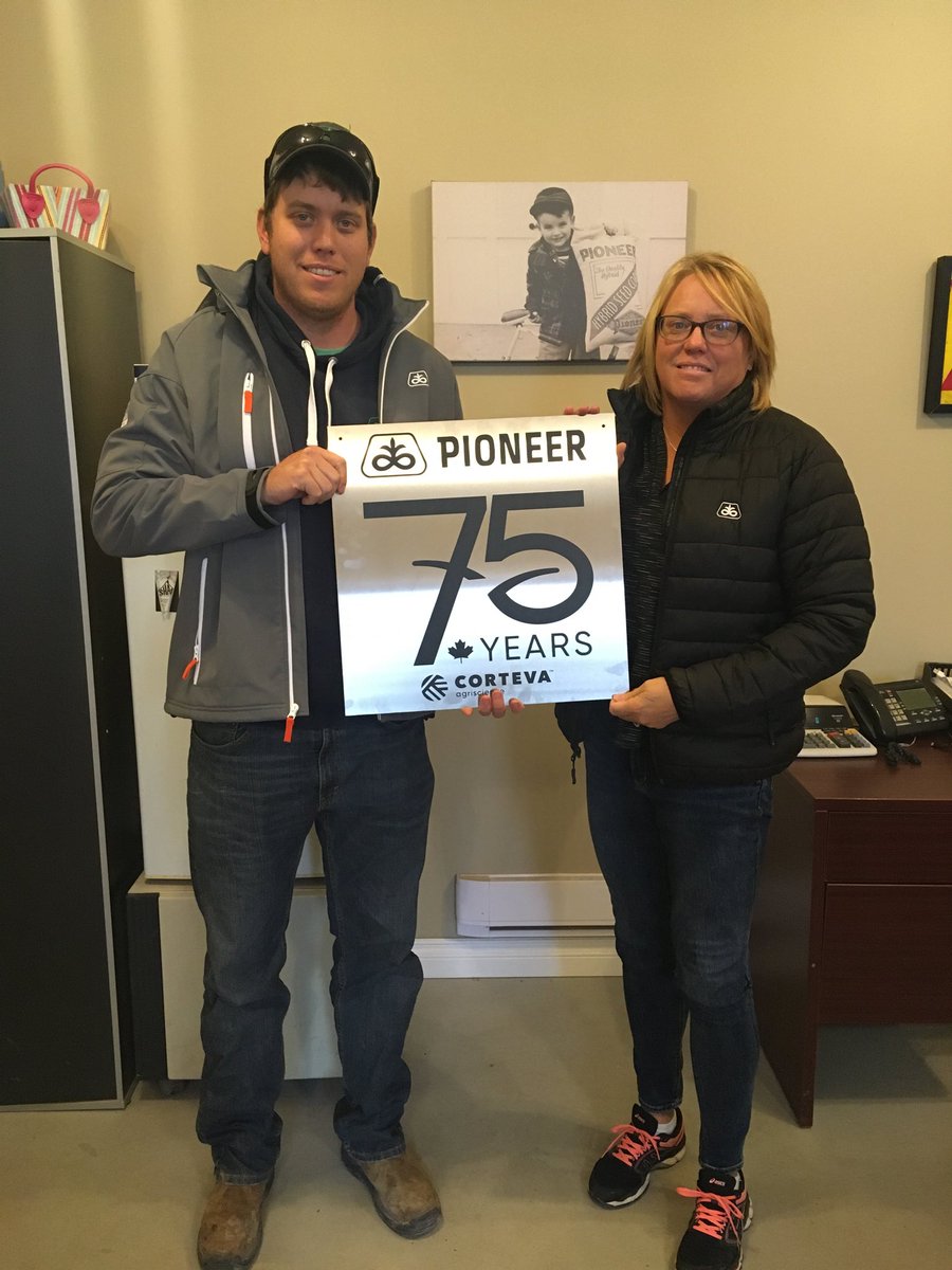 Lisampower333's tweet photo. Our Pioneer Reps are amazing &amp; there is no one more dedicated to the success of their customers.  I am proud to be celebrating #PioneerCA75with @RyanKennes &amp; Willy Ann Kennes    Cheers to another 75 years of @PioneerSeedsCA in Canada https://t.co/iwwTH3yU6B