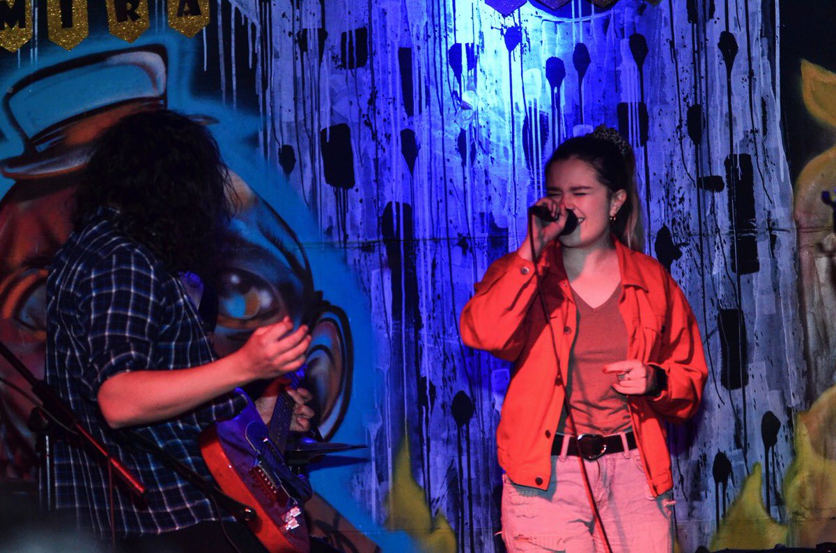 La FIESTA que fue nuestro último show🔥gracias a todxs, los amamos 📸<a href="/vestiteyandate/">Márton</a>