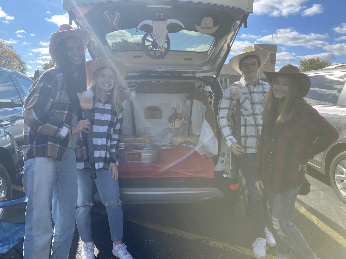 NhsCary's tweet photo. NHS created fun trunks in the Cub Scout Packs 457 and 557 Trunk or Treat in Cary last weekend!  We are feeling the Halloween spirit! 🎃 @carygrove @kveldyCG @NeilLesinski https://t.co/OUY1yiBwOq
