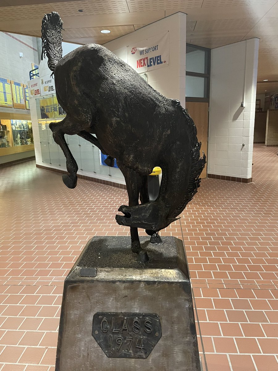 WyoBand's tweet photo. Had a great visit with the Sheridan HS Band today. We really hope you are able to join us In Orlando #wyoband https://t.co/7G9g4QDic5