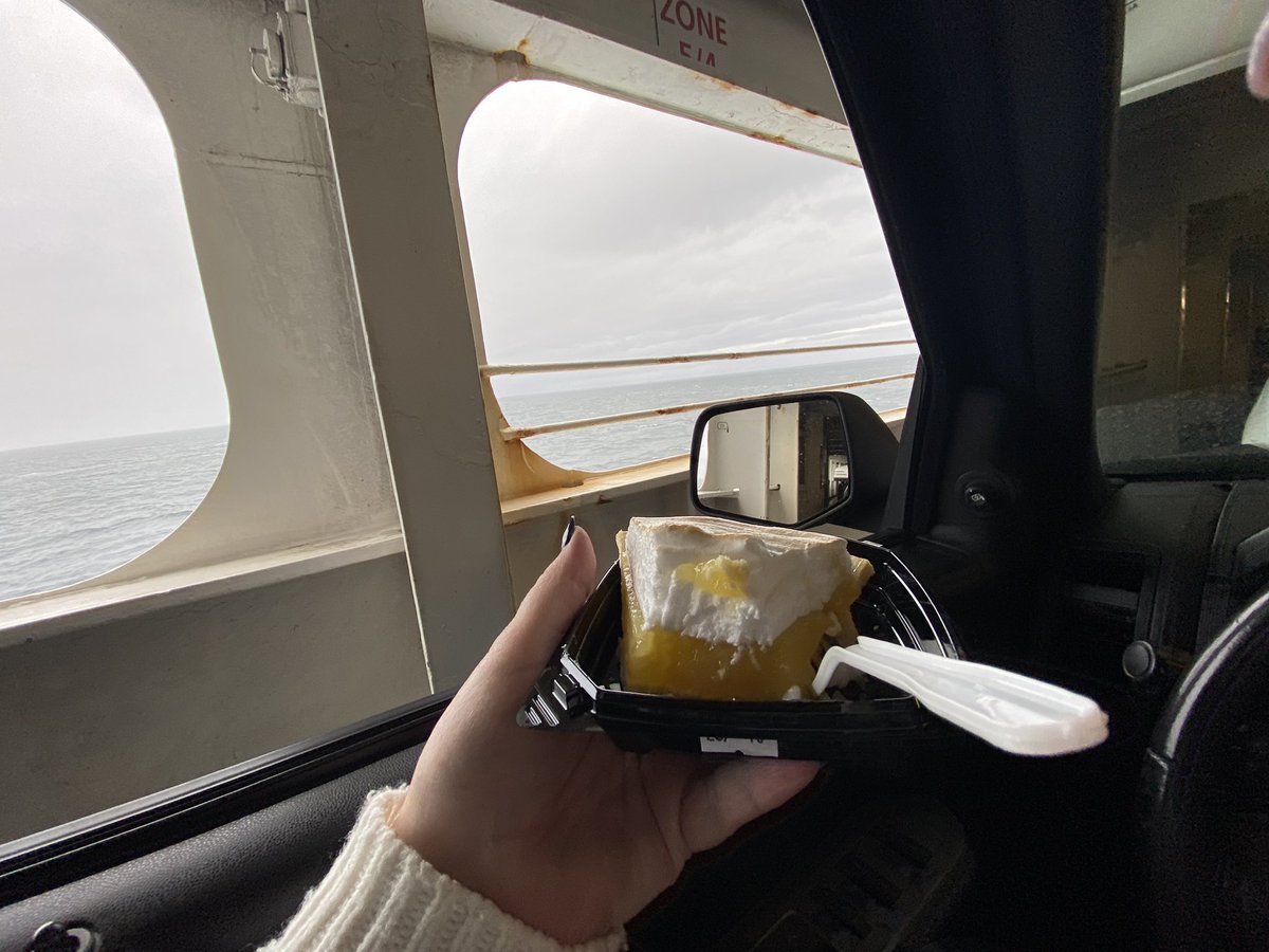 Cleosmahm's tweet photo. Lemon pie and tea on the ocean π #WindowSpot #BCFerries https://t.co/FAfdYJ7MN6