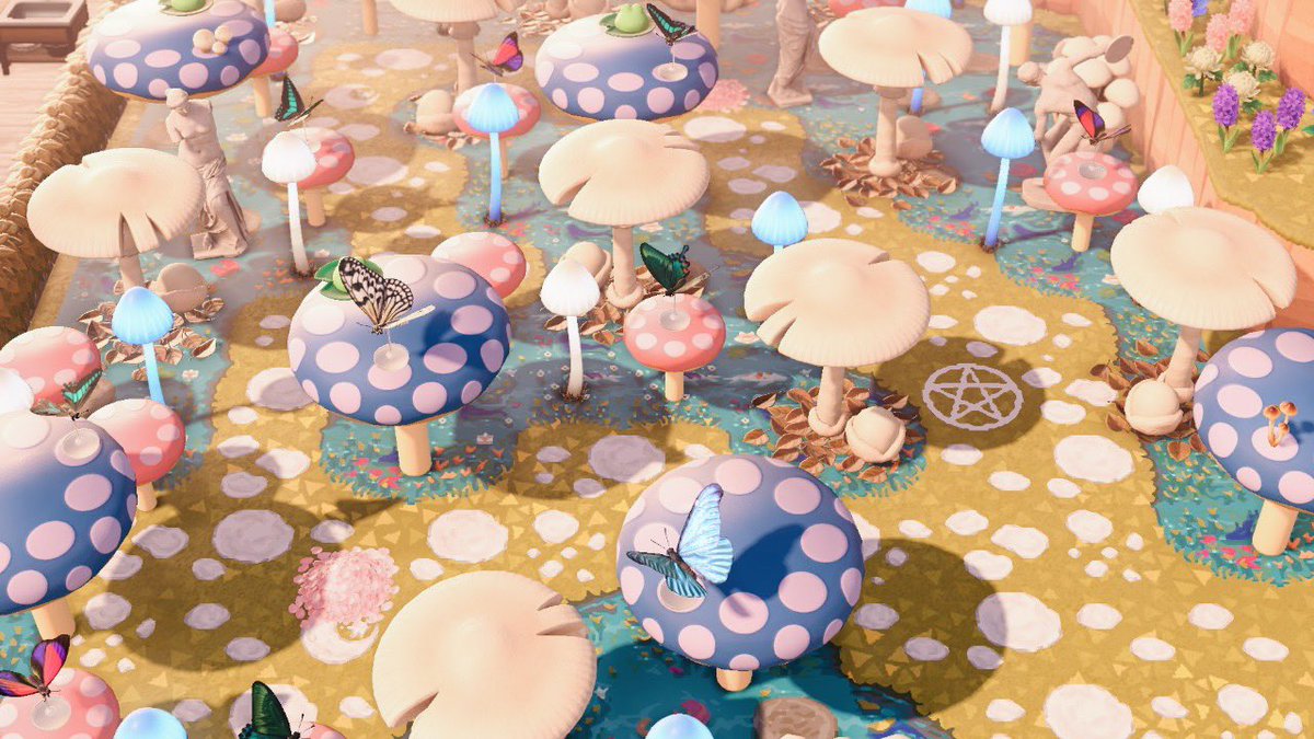 faeflwrs's tweet photo. tore down my drive-in theater &amp; replaced it with a mushroom forest 🍄✨#acnh https://t.co/yVSsm0USS6