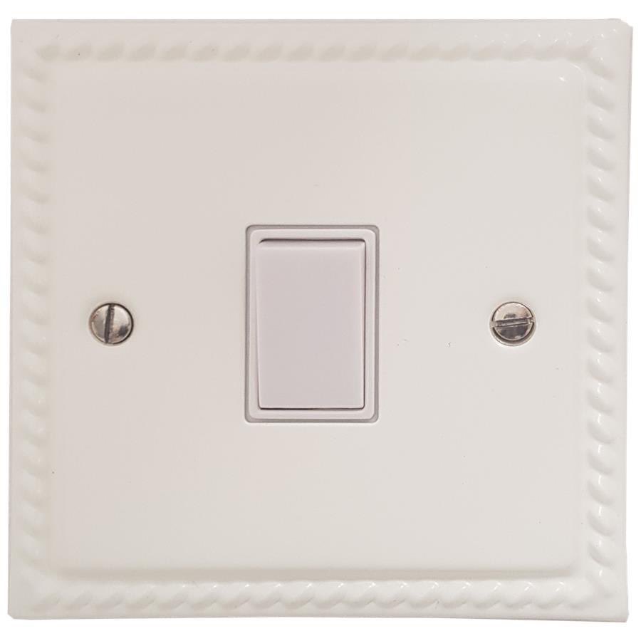 socketstore's tweet image. Introducing our new range of Georgian sockets and switches in a Matt White finish.

This range is available now, with white plastic, polished brass or chrome switches. 

socketstore.co.uk/products/socke…

#georgianwhite #roppededge #whitedecor #brass