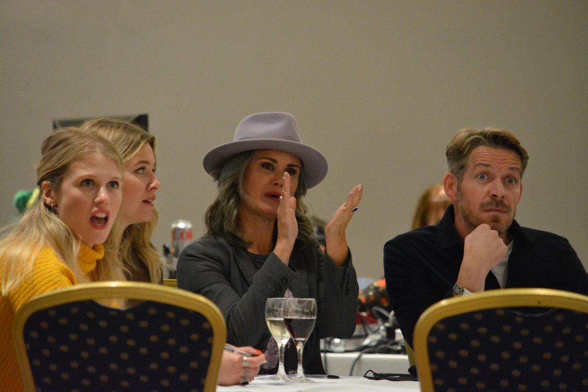annechakm's tweet photo. Cosplay Contest
@starfuryevents @colinodonoghue1 @sean_m_maguire @RoseAReynolds @SkovbyeTiera @keegolicious @MRaymondJames @AdelaideKane
#Enchanted3 #OnceUponATime
https://t.co/7V2ynanZvQ https://t.co/LjlrmFJZfw