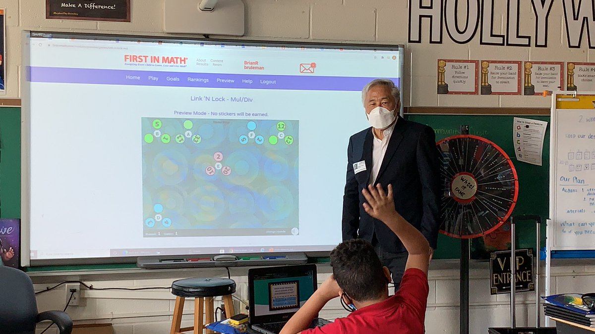 MDCityMath's tweet photo. @MDCityAACPS received a boost of inspiration today! Thank you @RobertSun24 for visiting and sharing your story and recognizing the goals that our Eagles are working on in @FirstInMath #70VIFS #mathisfun @TitleIAACPS @AACPS_PK5Math https://t.co/ol5BJr4QcM