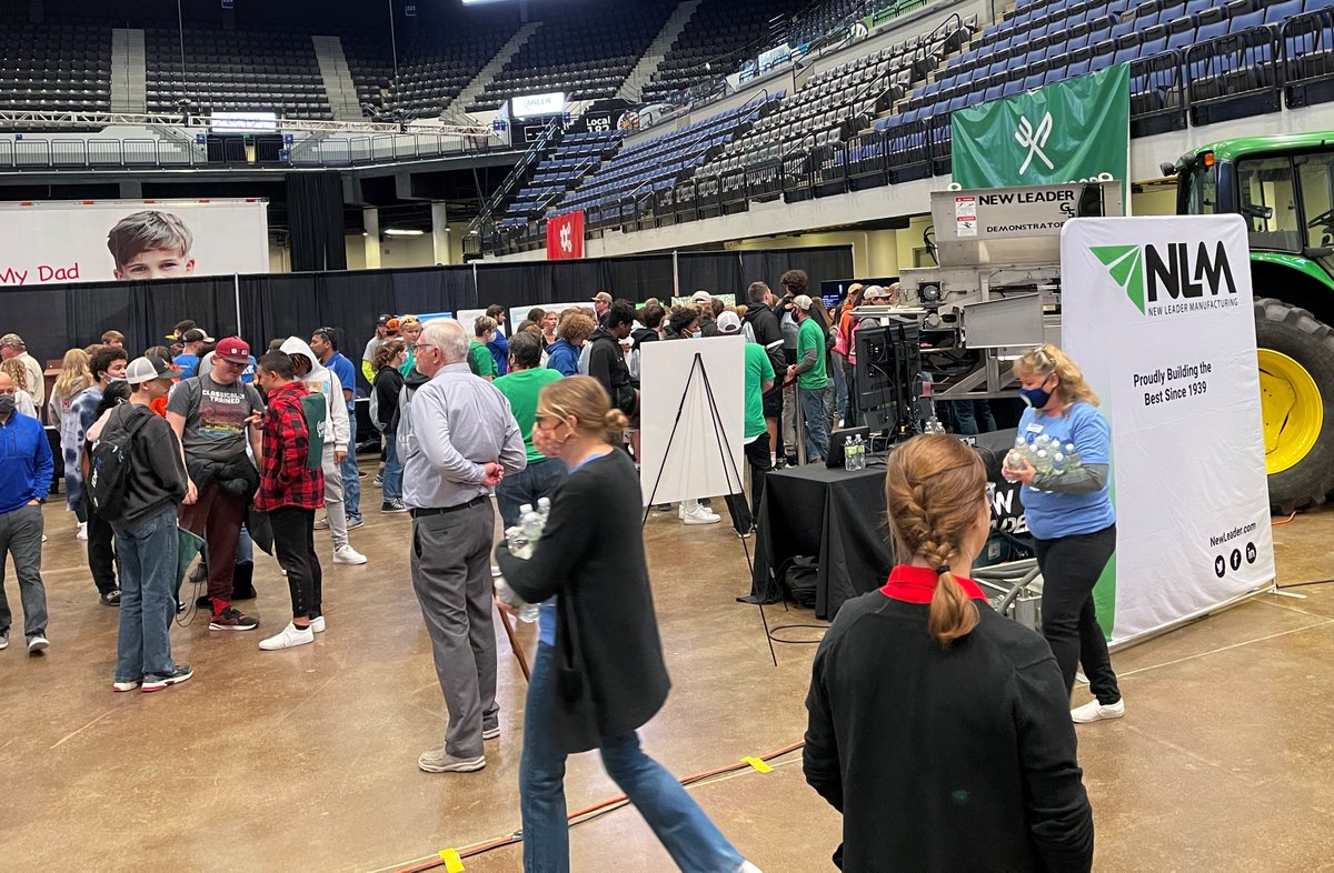 Prairie_Pride's tweet photo. Prairie Point 9th graders took part in the first Junior Achievement Career Inspire event today held at the Alliant Energy Power House. Students had the opportunity to get hands on learning about a variety of careers as they continue their 4-year planning and post HS planning. https://t.co/1vdAFndiEz