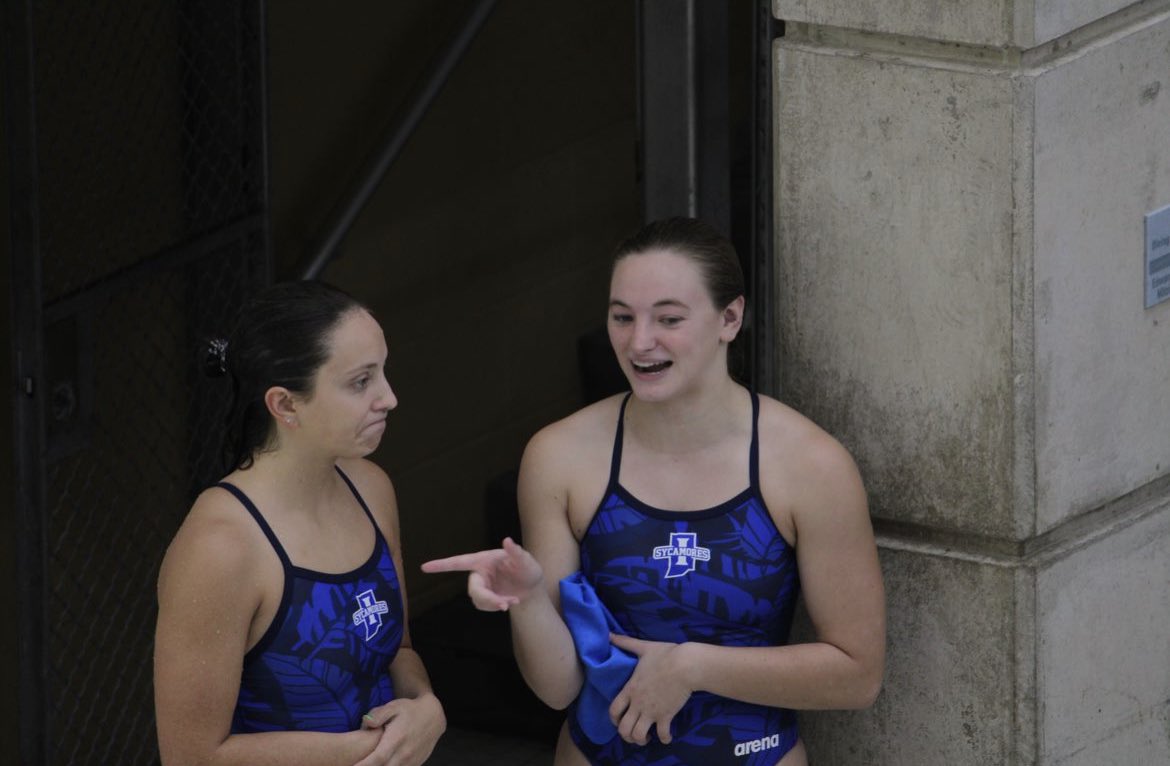 Sarahmaaee's tweet photo. Personally think I’m the most photogenic on the team https://t.co/4idawzGNZ6